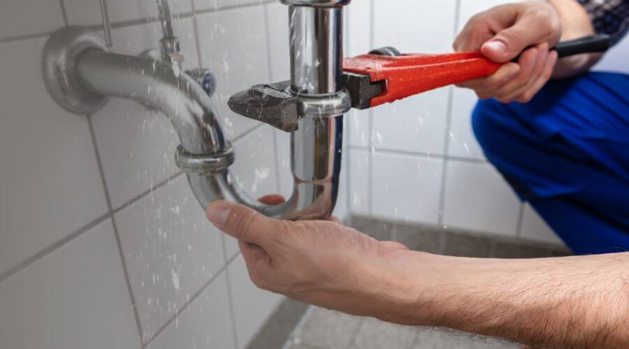 Expert burst pipe repair services in Hulen, KY